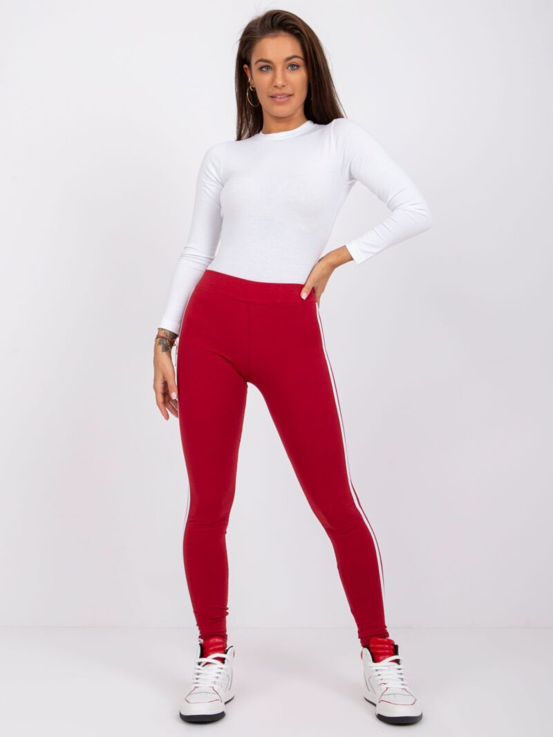 Czerwone legginsy sportowe z lampasami - obrazek 2