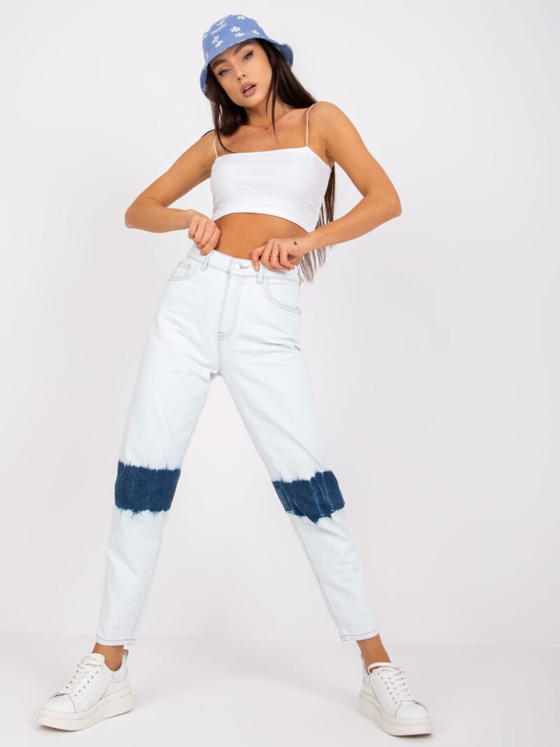 Jasne jeansy z wysokim stanem - obrazek 4