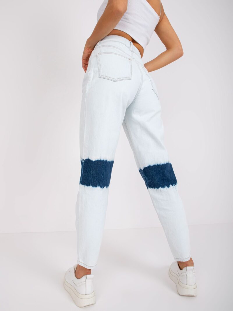 Jasne jeansy z wysokim stanem - obrazek 5