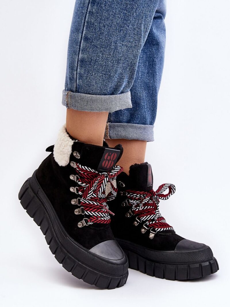 Trapery Model Ralotta EV-372 Black - Step in style