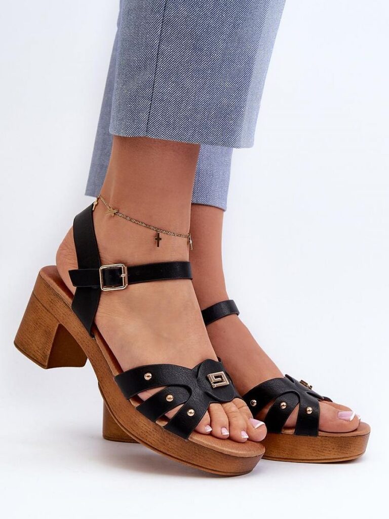 Sandały Model Assames 24SD98-6758 Black - Step in style