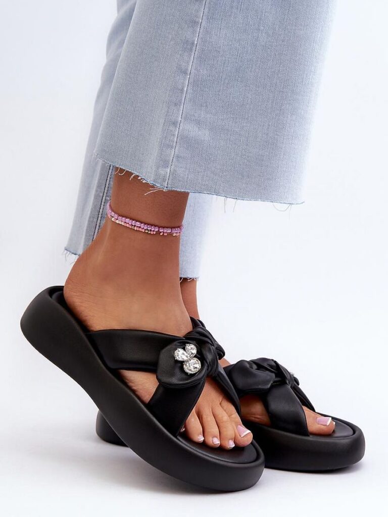 Sandał Klapki Model Goe NN2N4110 Black - Step in style