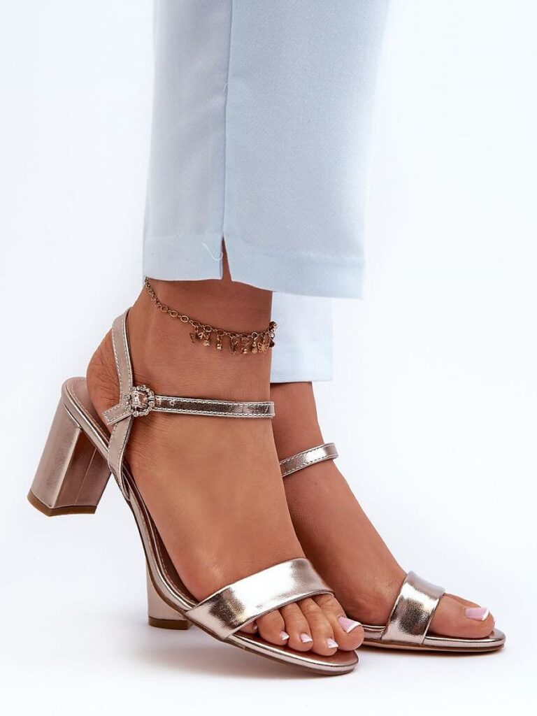 Sandały Model Glindra 24SD98-6986 Szampan - Step in style