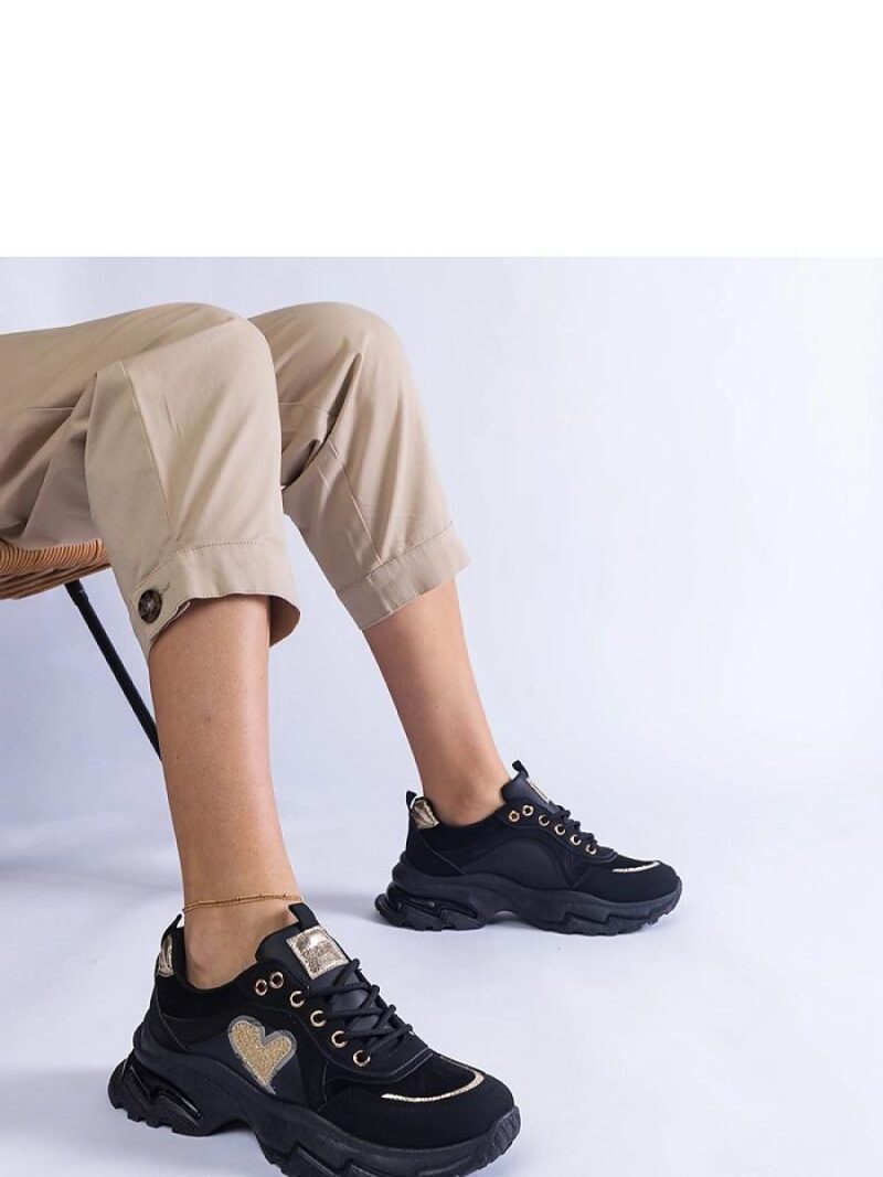 Czarne sneakersy na platformie z serduszkiem Martineza - Solea - obrazek 4