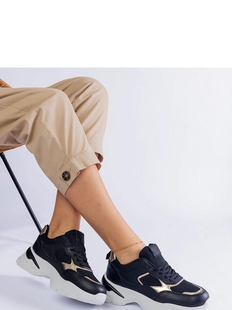 Czarne sneakersy na masywnej podeszwie Torreza - Solea