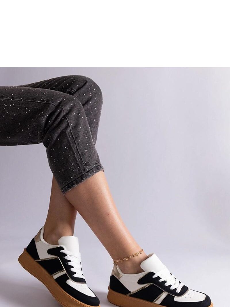 Czarne sneakersy sznurowane na platformie Felicita - Solea