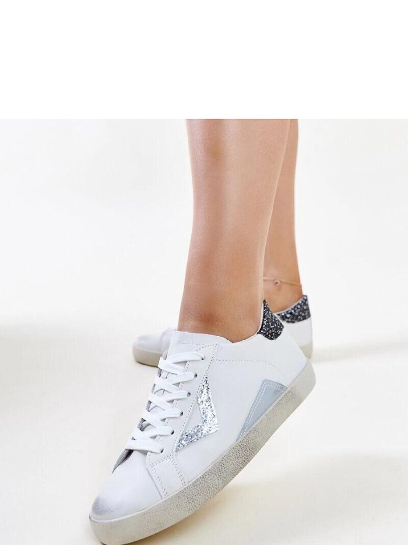 Białe sneakersy z efektem ,,znoszenia`` Gombola - Solea - obrazek 4