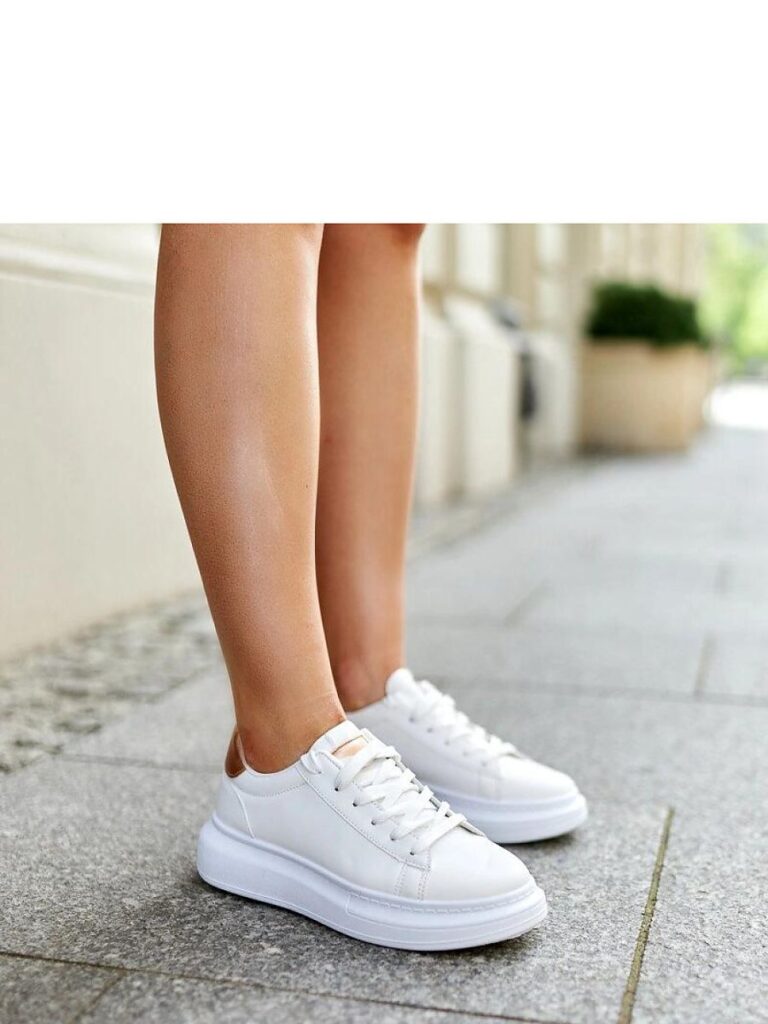 Białe sneakersy na grubej podeszwie Ivalu - Solea