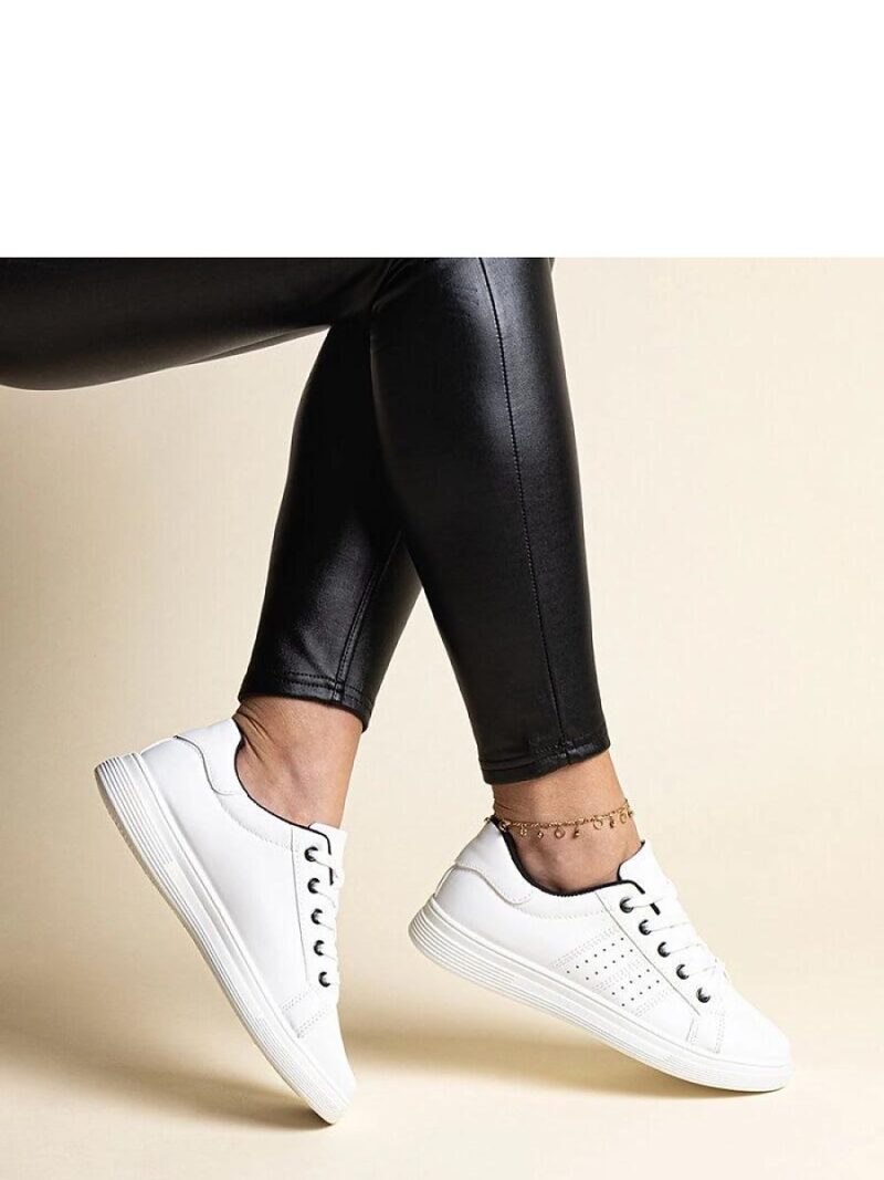 Białe sneakersy eko skóra Cathleen - z czarnym elementem - Solea - obrazek 3