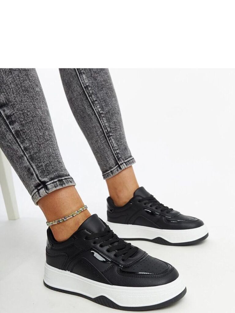 Czarne sneakersy na grubszej podeszwie Intisa - Solea