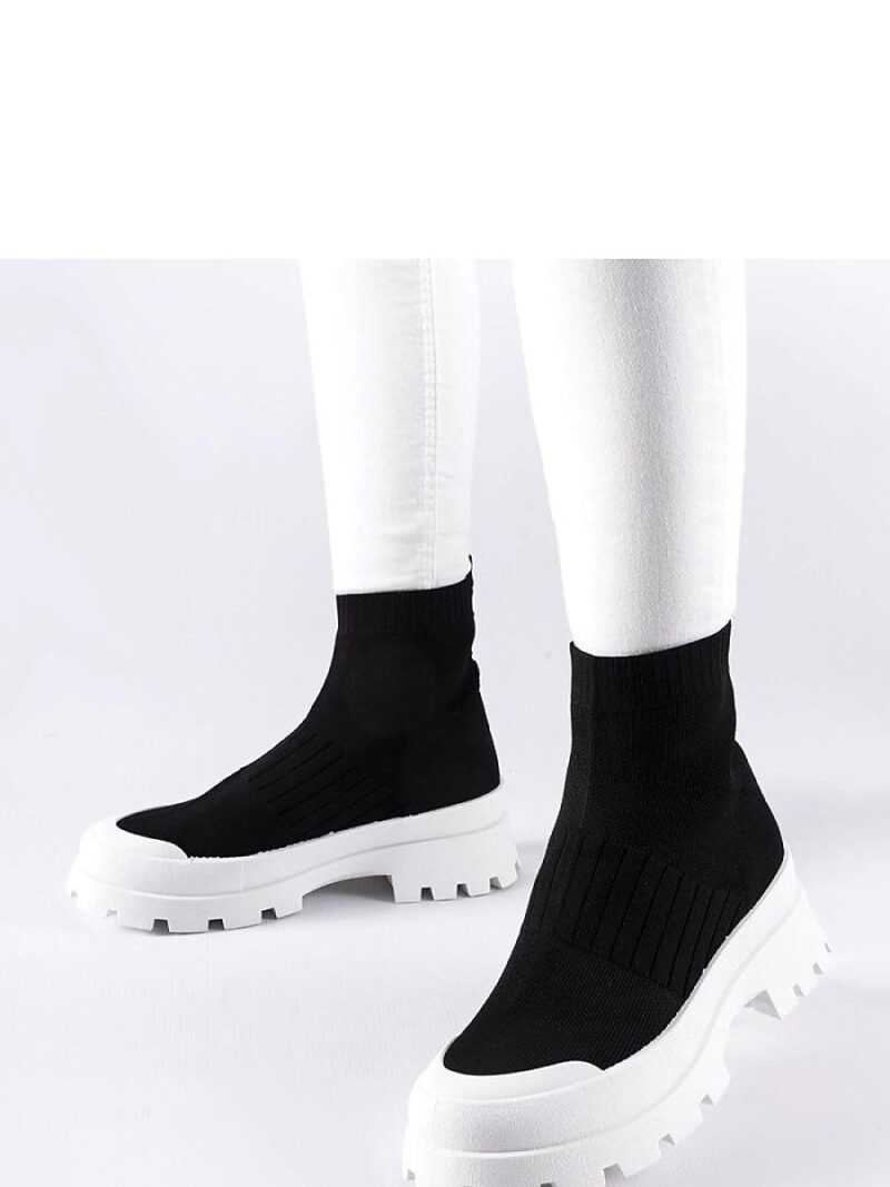 Czarne sneakersy z elastyczną cholewką Varden - Solea