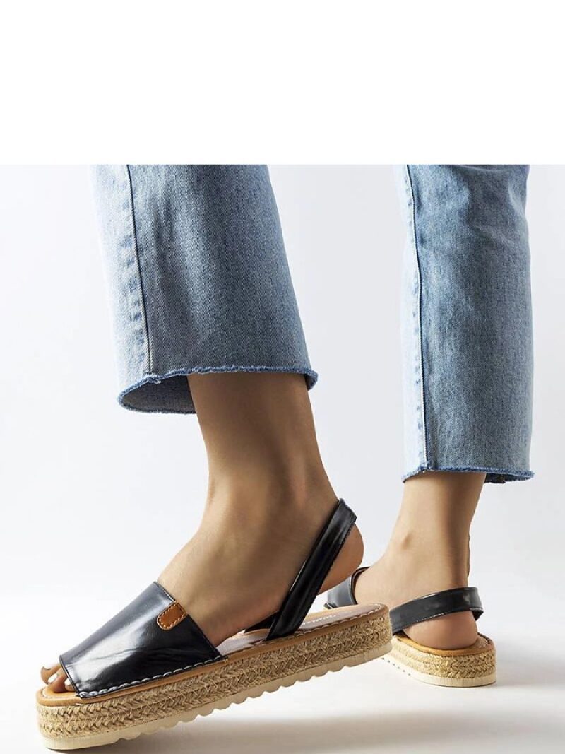 Czarne espadryle na platformie Sadbera - Solea - obrazek 3
