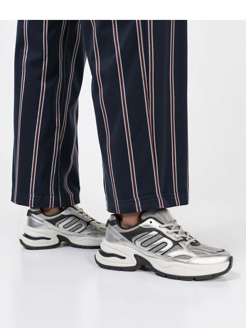 Damskie Sneakersy YNOVA SILVER - Inello - obrazek 4