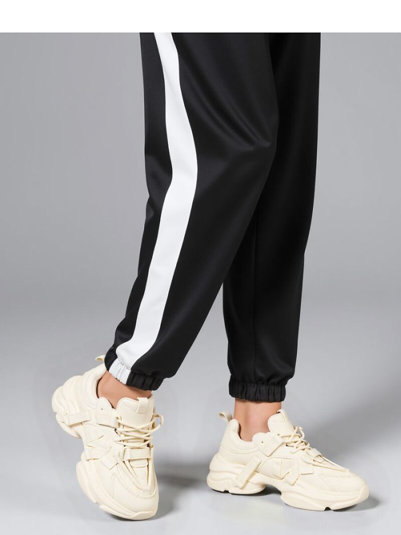 Damskie Sneakersy TITAN ? Beige - Inello - obrazek 4