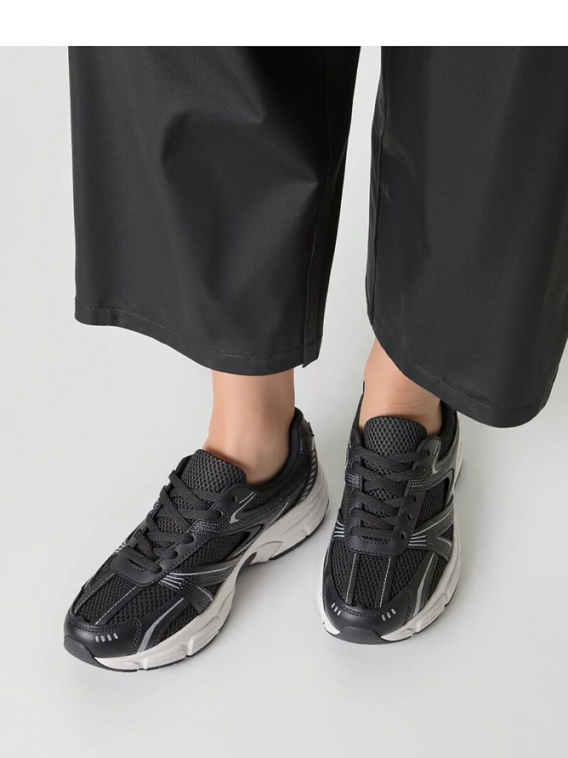 Damskie Sneakersy DYNAMIC ? Black - Inello - obrazek 2